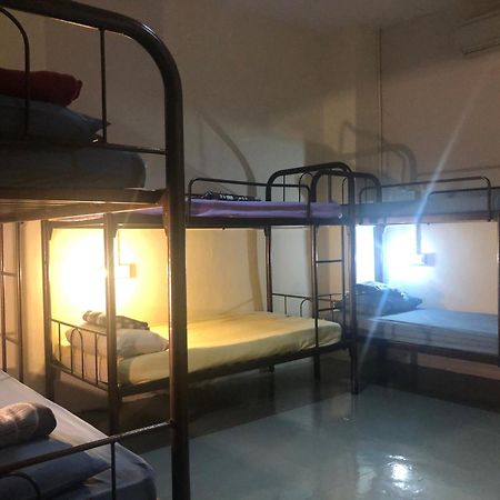 Apple Backpackers Hotel George Town Chambre photo
