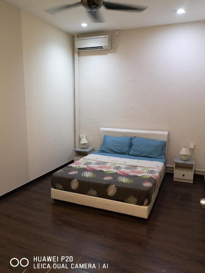 Apple Backpackers Hotel George Town Extérieur photo